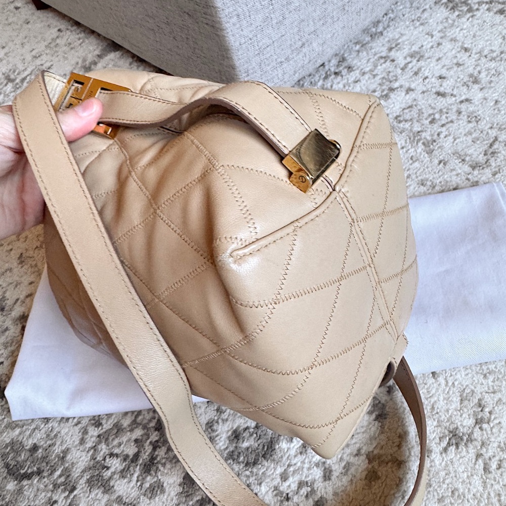 GIVENCHY Beige Nude Quilted Leather Mini GV Bucket Bag shoulder purse - Picture 12 of 15